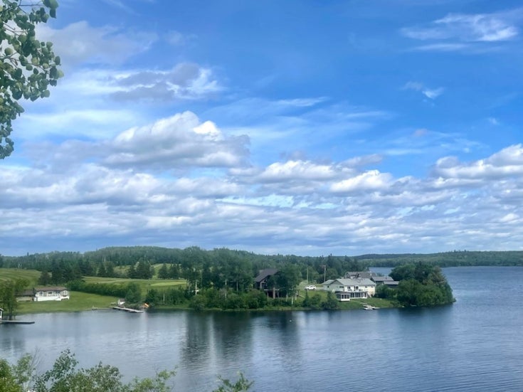 95B Beauty Bay Road - Kenora House
