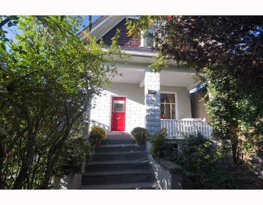 233 W 6TH AV - False Creek House/Single Family for sale, 3 Bedrooms (V786894) #1