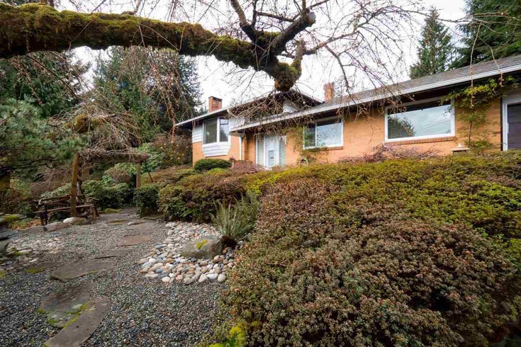 105 BONNYMUIR DRIVE - Glenmore Single Family Residence, 3 Bedrooms (R2041621)