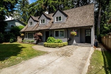 2704 AILSA CRESCENT - Lynn Valley Single Family Residence, 4 Bedrooms (R2081878)