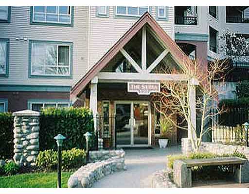 # 302 150 W 22ND ST - Central Lonsdale Apartment/Condo, 2 Bedrooms (V282432)