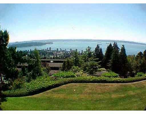 # 36 2242 FOLKESTONE WY - Panorama Village Apartment/Condo, 2 Bedrooms (V304617)