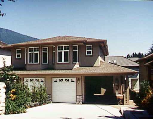 108 GLENMORE DR - Glenmore Townhouse, 3 Bedrooms (V374857)