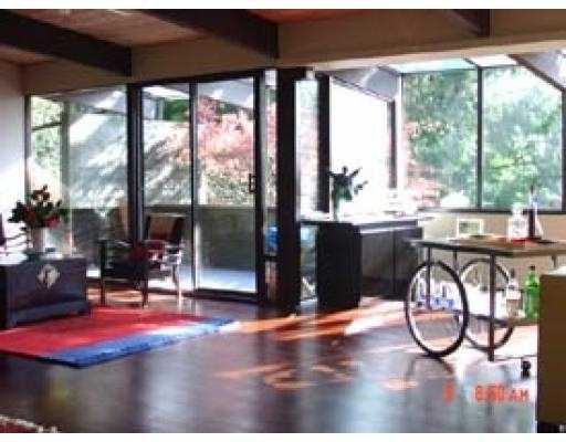 3985 VIEWRIDGE PL - Bayridge Single Family Residence, 3 Bedrooms (V532255)