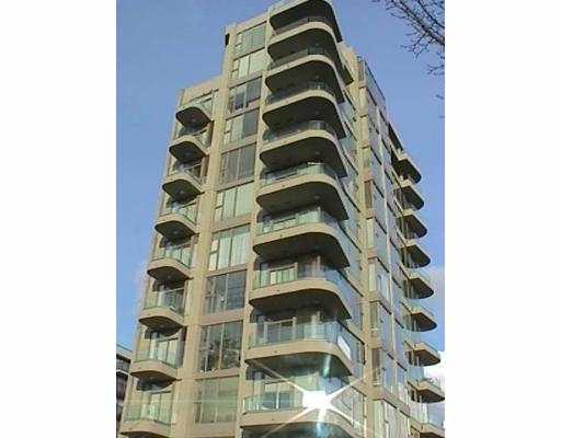 # 901 570 18TH ST - Ambleside Apartment/Condo, 2 Bedrooms (V593241)