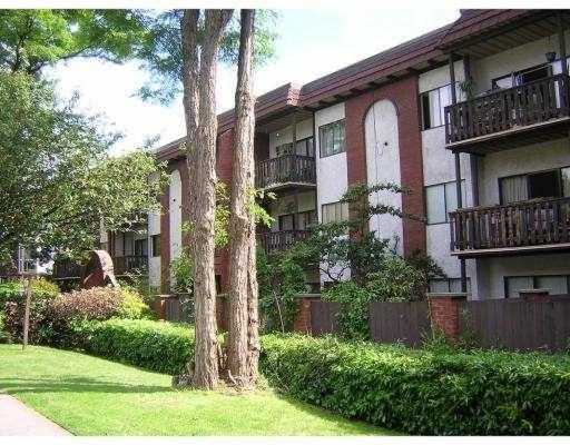 # 205 225 W 3RD ST - Lower Lonsdale Apartment/Condo, 1 Bedroom (V768614)