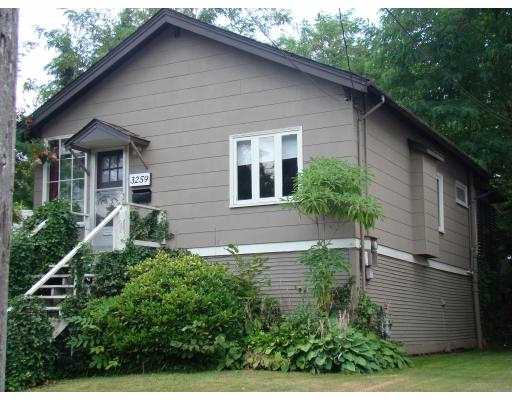 3259 CHURCH ST - Lynn Valley Single Family Residence, 2 Bedrooms (V782269)