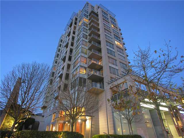 # 1003 120 W 16TH ST - Central Lonsdale Apartment/Condo, 2 Bedrooms (V866645)