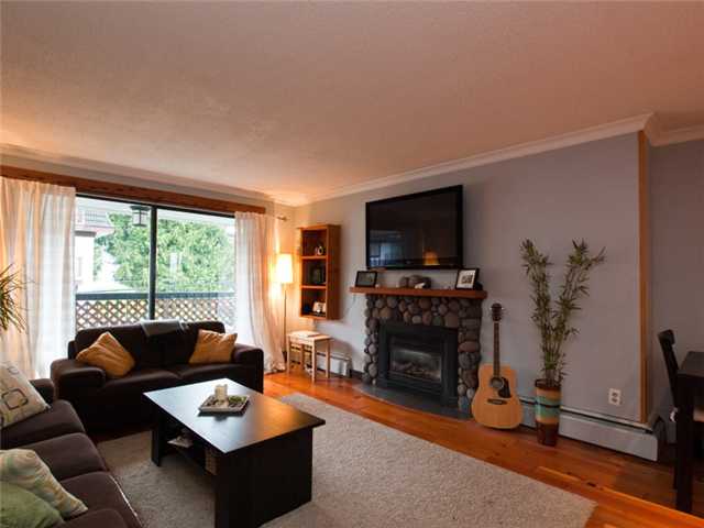 # 306 308 W 2ND ST - Lower Lonsdale Apartment/Condo, 2 Bedrooms (V880802)