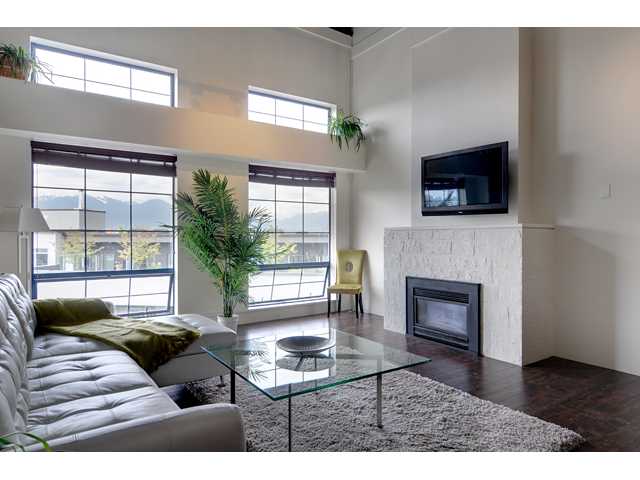 # 411 237 E 4TH AV - Mount Pleasant VE Apartment/Condo, 1 Bedroom (V949617)