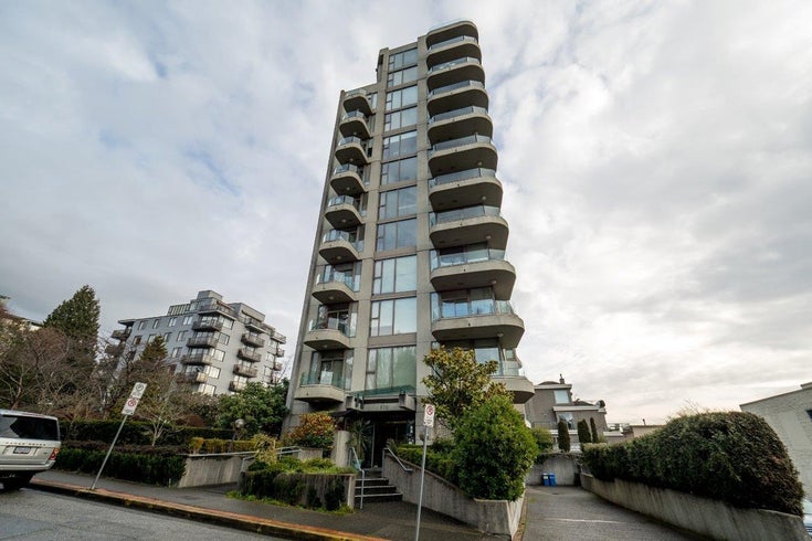 501 570 18TH STREET - Ambleside Apartment/Condo, 1 Bedroom (R2031105)