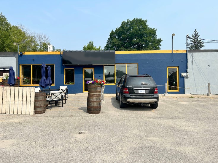 338 Park Street, Tay, Ontario L0K 2A0 - Victoria Harbour Commercial Retail for Rent(S12750120	)
