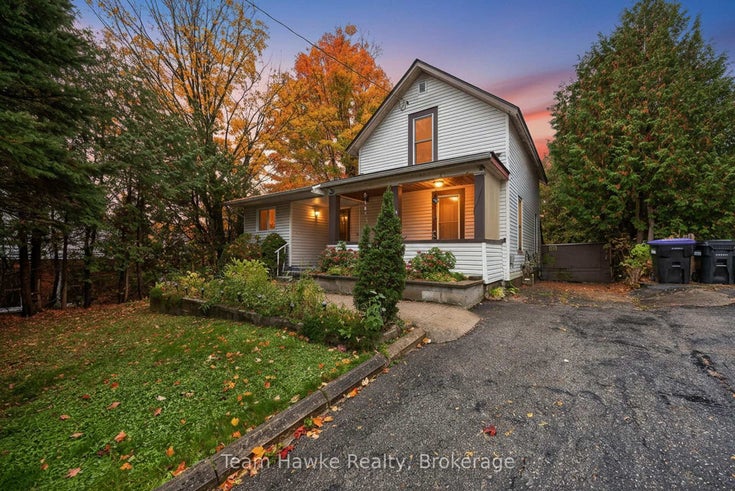 306 Manly Street - Midland Detached for Sale, 3 Bedrooms (S12484151)