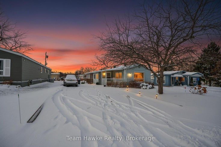 44 Northland Drive - Midland MobileTrailer for Sale, 2 Bedrooms (S12595584)