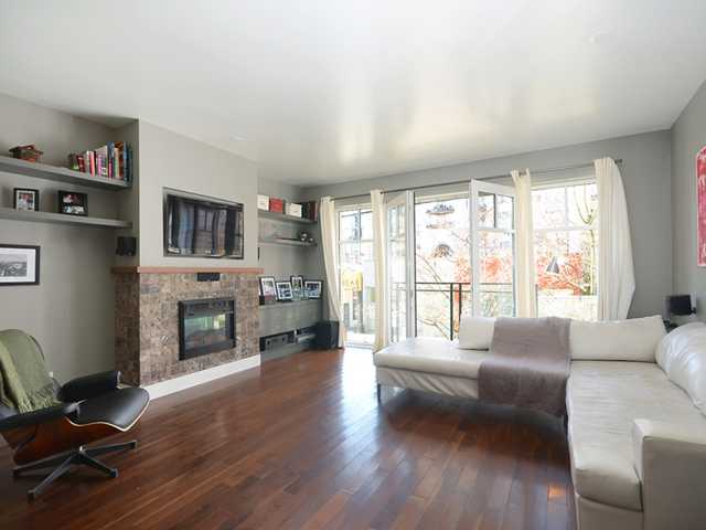 # 209 1275 HAMILTON ST - Yaletown Apartment/Condo for sale, 2 Bedrooms (V1052389) #3