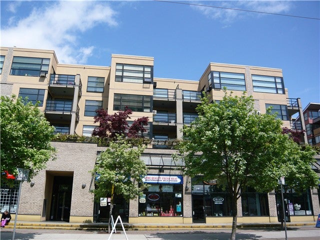 # 304 124 W 3RD ST - Lower Lonsdale Apartment/Condo for sale, 2 Bedrooms (V1010786) #1