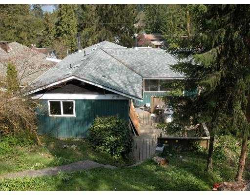 1954 CLIFFWOOD RD - Deep Cove House/Single Family for sale, 3 Bedrooms (V704013) #1
