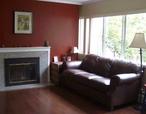 939 WESTVIEW CR - Upper Lonsdale Townhouse for sale, 3 Bedrooms (V774873) #3