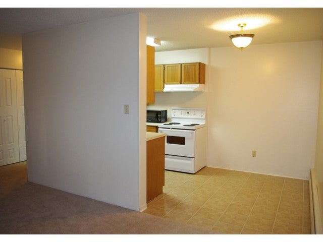 # 116 131 W 4TH ST - Lower Lonsdale Apartment/Condo for sale, 2 Bedrooms (V850585) #1