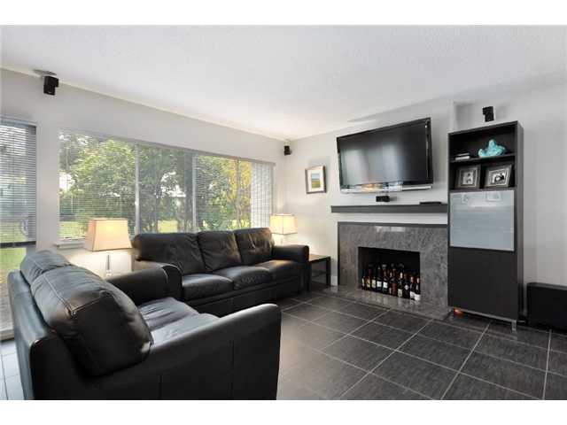 614 WESTVIEW PL - Upper Lonsdale Townhouse for sale, 3 Bedrooms (V858805) #2