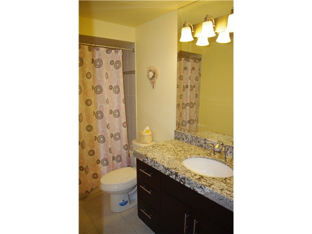 934 WESTVIEW DR - Upper Lonsdale Townhouse for sale, 3 Bedrooms (V877290) #1
