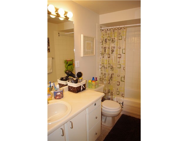 845 WESTVIEW CR - Upper Lonsdale Townhouse for sale, 3 Bedrooms (V943571) #4