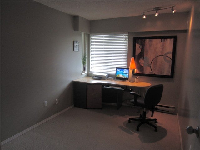 # 201 105 W KINGS RD - Upper Lonsdale Apartment/Condo for sale, 2 Bedrooms (V947151) #3