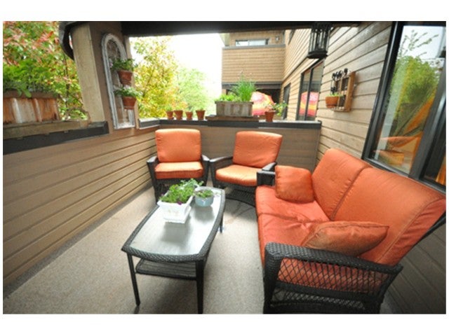 # 202 3275 MOUNTAIN HY - Lynn Valley Apartment/Condo for sale, 2 Bedrooms (V970071) #7