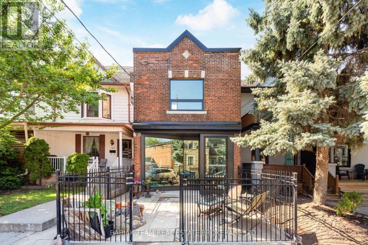 Upper - 149 Maria Street - Junction Area Detached for Rent, 2 Bedrooms (W13659476)