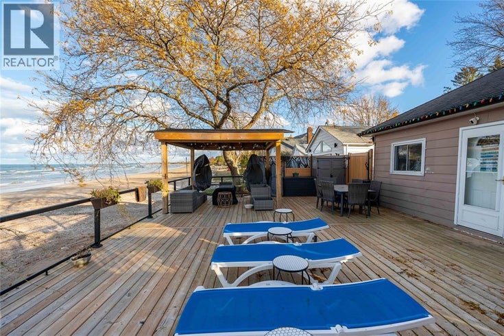 6288 SPRUCE STREET - Lambton Shores House for Sale, 3 Bedrooms (26005010)