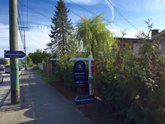 THE BC HOME HUNTER GROUP URBAN & SUBURBAN REAL ESTATE TEAM 8441 152 St. Surrey THE BC HOME HUNTER GROUP URBAN & SUBURBAN REAL ESTATE TEAM 8441 152 St. Surrey