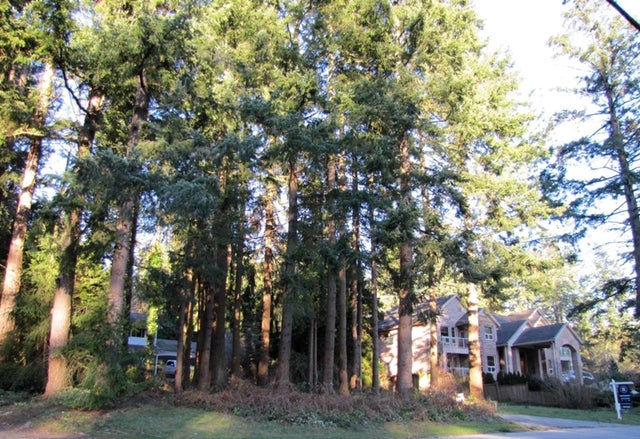 - House is a two story with unfinished basement, 3408 sq ft. - Sits on 43,537 a - House is a two story with unfinished basement, 3408 sq ft. - Sits on 43,537 a