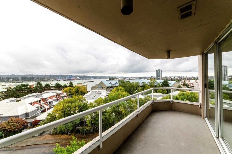 703 1065 QUAYSIDE DRIVE - Quay Apartment/Condo for sale, 2 Bedrooms (R2315749) #1