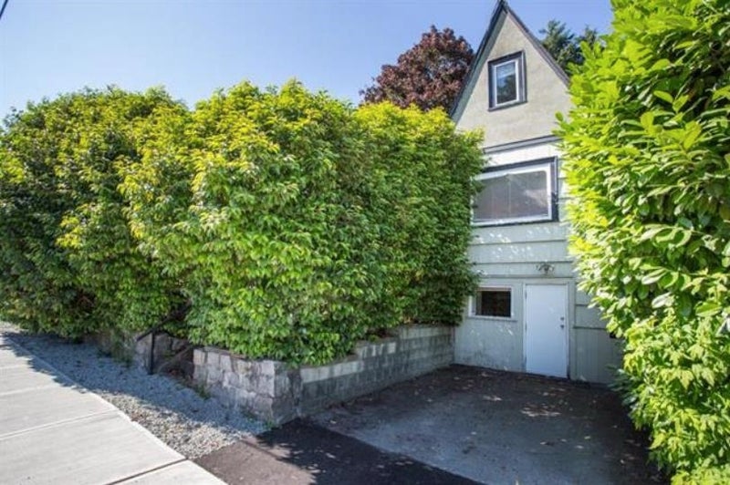 949 Harris Avenue - Maillardville Single Family Residence for Sale, 4 Bedrooms (R3002540) #4