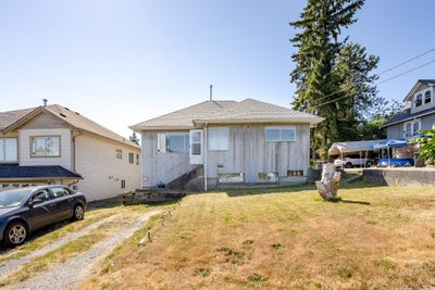 226 Nelson Street - Maillardville Single Family Residence for Sale, 3 Bedrooms (R3032871)