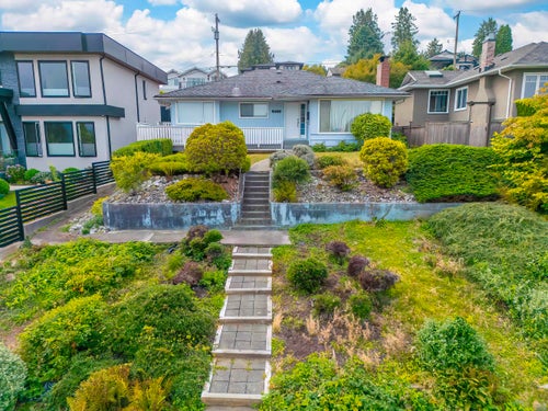 4066 Yale Street - Vancouver Heights Single Family Residence for Sale, 4 Bedrooms (R3045751)