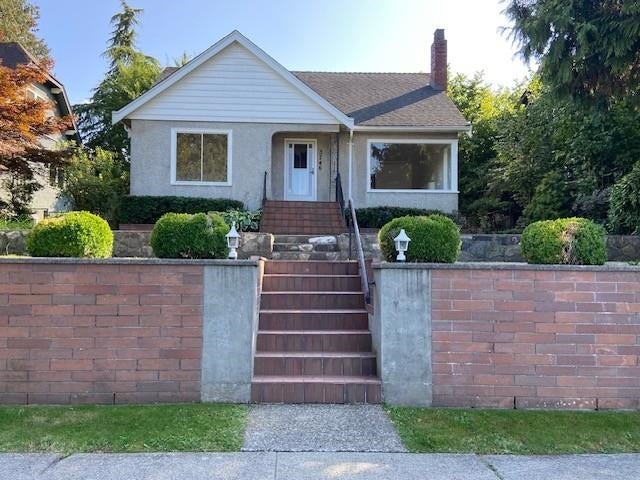 3746 Edinburgh Street - Vancouver Heights single-family-residence for Sale, 3 Bedrooms (R3046732)# - 5
