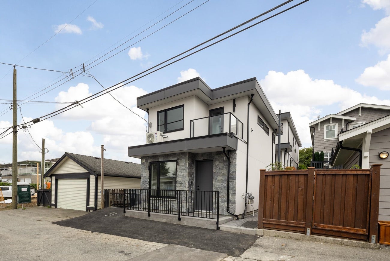 4413 Oxford Street - Vancouver Heights Single Family Residence for Sale, 7 Bedrooms (R3053380) #36
