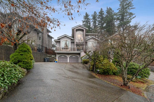 305 Sorrento Place - Coquitlam East Single Family Residence for Sale, 5 Bedrooms (R3078508)