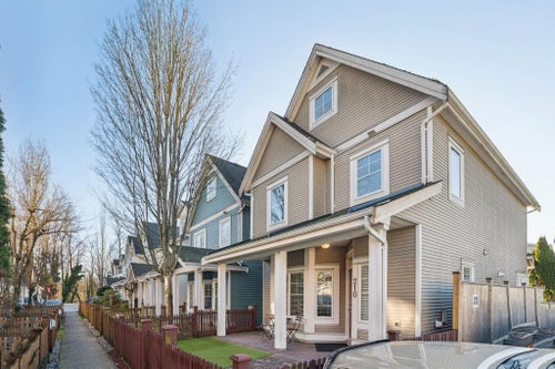 210 - 3000 Riverbend Drive - Coquitlam East Single Family Residence for Sale, 3 Bedrooms (R3095984)