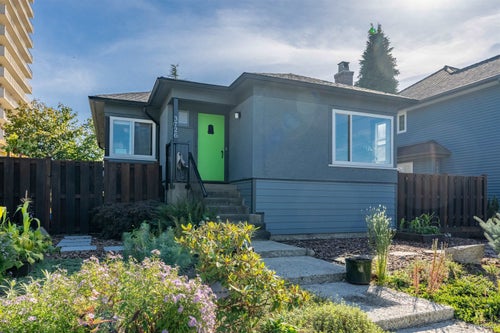 3726 Trinity Street - Vancouver Heights Single Family Residence for Sale, 4 Bedrooms (R3102451)