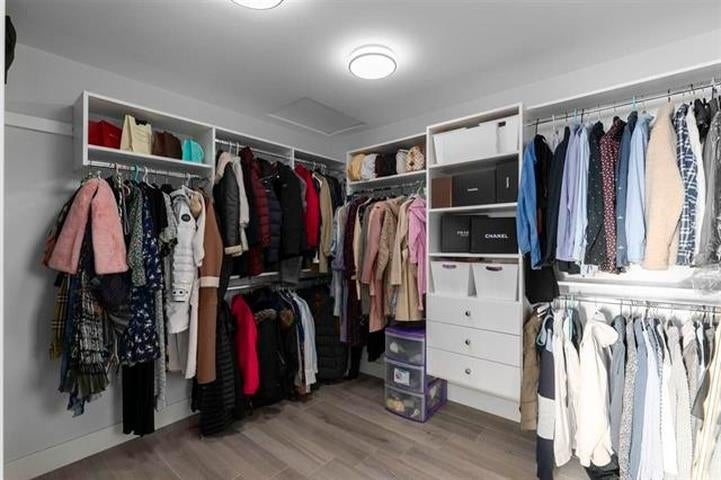 338 Mundy Street - Central Coquitlam single-family-residence for Sale, 8 Bedrooms (R3112878)# - 24