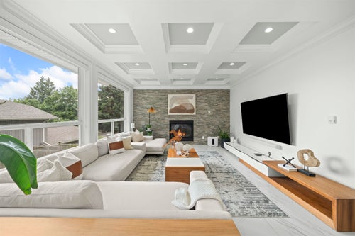 7638 Aubrey Street - Simon Fraser Univer. Single Family Residence for Sale, 7 Bedrooms (R3119353)