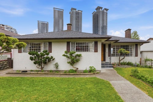 4782 Ridgelawn Drive - Brentwood Park single-family-residence for Sale, 4 Bedrooms (R3121476)