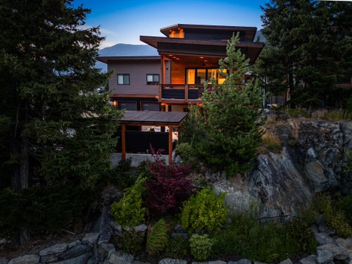 7456 Dogwood Street - Pemberton Single Family Residence for Sale, 5 Bedrooms (R3124243)