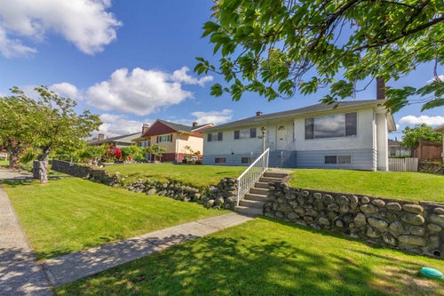 4810 Fairlawn Drive - Brentwood Park Single Family Residence for Sale, 6 Bedrooms (R3143090)