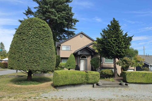 2220 Paulus Crescent - Montecito Single Family Residence for Sale, 5 Bedrooms (R3144439)