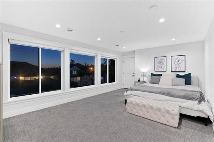 338 Mundy Street - Central Coquitlam Single Family Residence for Sale, 8 Bedrooms (R3156996)# - 21