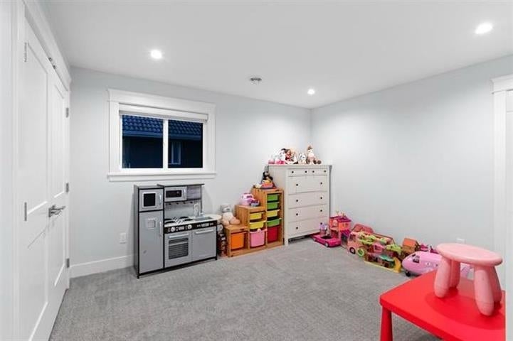338 Mundy Street - Central Coquitlam Single Family Residence for Sale, 8 Bedrooms (R3156996)# - 28