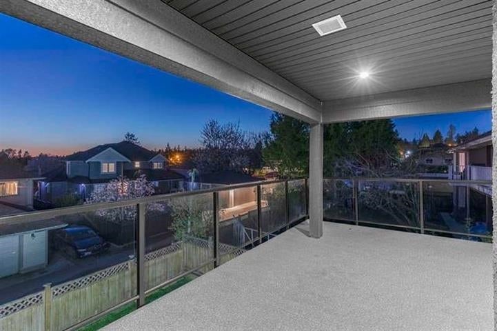 338 Mundy Street - Central Coquitlam Single Family Residence for Sale, 8 Bedrooms (R3156996)# - 40